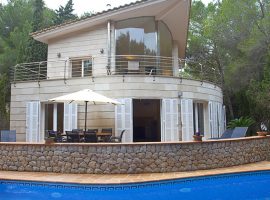 Villa Ref.136