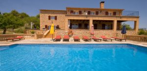 Herrenhaus mit privatem Pool in Manacor