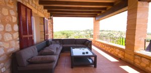 Villas and Fincas with private Pool relax area