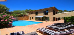 Finca Urlaub Holiday Rental Home