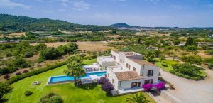 luxury holiday Villa