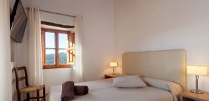 mallorca holiday 2 person